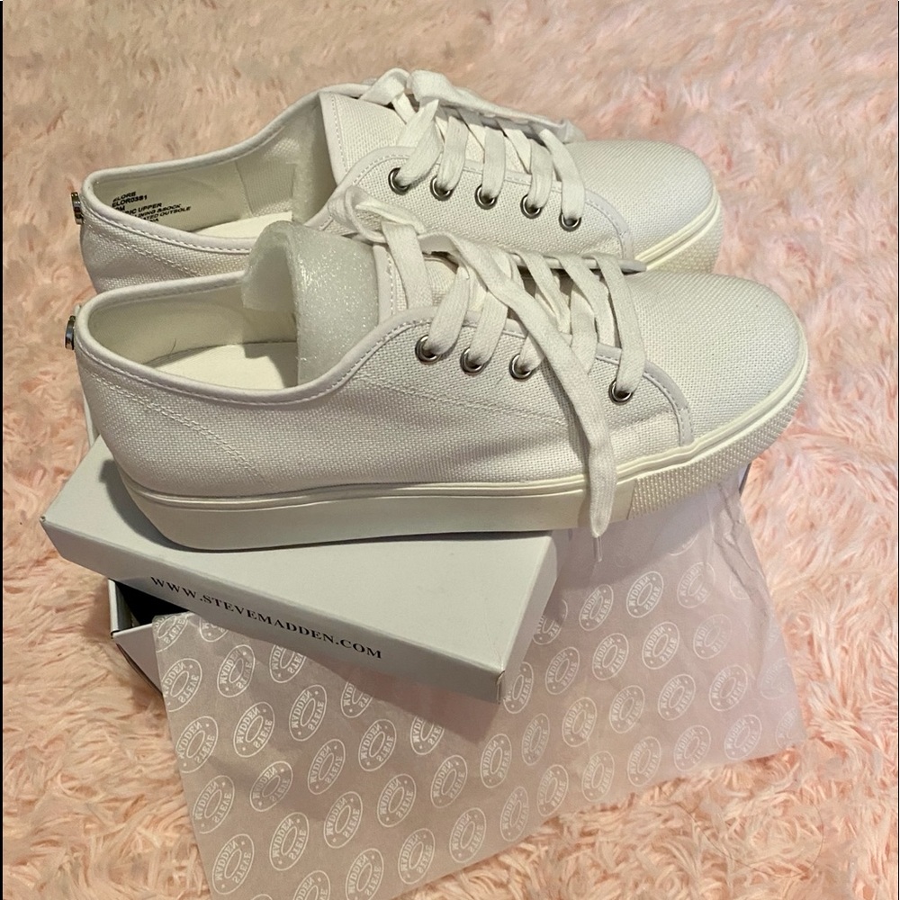 Steve Madden Elore White Platform Sneakers